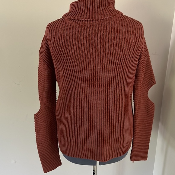 Cowled Sweater-Rust -Medium - Picture 6 of 7